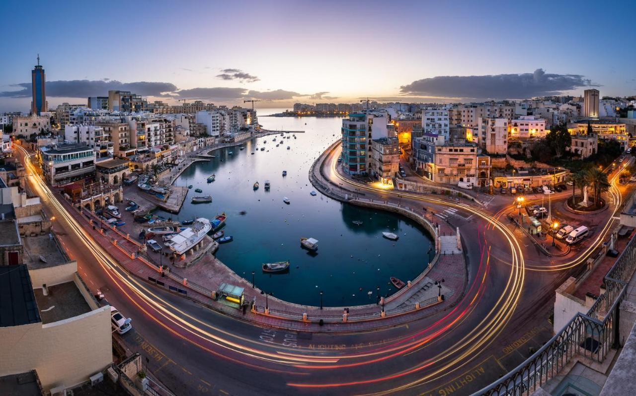 شقة Splendid Seaside Retreat On Spinola Bay سانت جوليان المظهر الخارجي الصورة